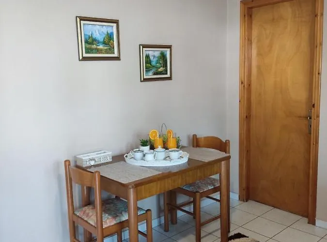 Ntina Appartement Kastrákion
